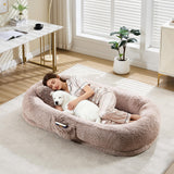 Garvee XXL-Hundebett für Menschen und Haustiere, 170 × 109 × 20 cm, orthopädischer Memory-Schaum, Kunstfellbezug, Kissen, Seitentasche und Tragegurt